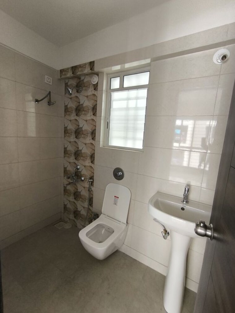 Bathroom, prakriti-surbhi-samrudhi 2 Bedroom 660 Sq.Ft. Apartment In Dhanori Pune 10698704