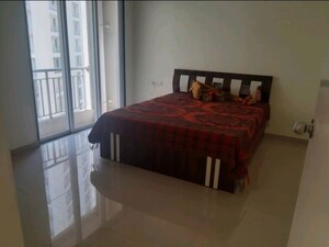 Bedroom in 2 BHK Apartment at Indiabulls Greens, New Panvel – for Rent