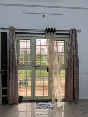 Building Lobby in 3 BHK Apartment at Kasturba Housing Society, Vishrantwadi – for Rent