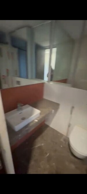 Furnished Amenities in 2 BHK Apartment at Lodha The Park, Worli – for Rent