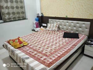 Bedroom in 2 BHK Apartment at Kakade City, Karve Nagar – for Rent