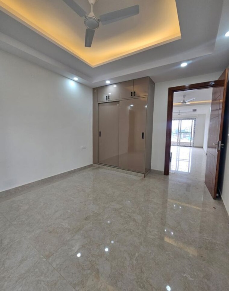 Room, sector 57 3 Bedroom 2100 Sq.Ft. Builder Floor In Sector 57 Gurgaon 10698776