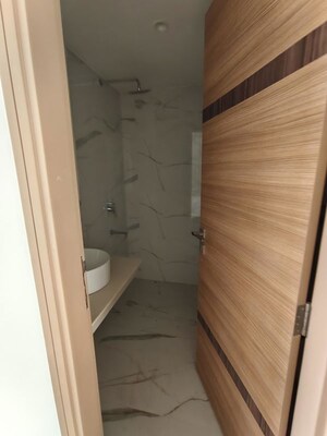 Bathroom in 1 BHK Builder Floor at Sector 23a – for Rent