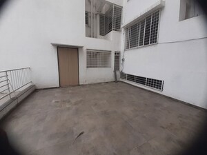 Room in  Showroom at Kolte Patil Dew Drops, Vishrantwadi – for Rent