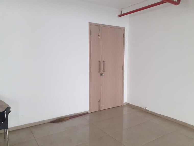 Room, kolte-patil-dew-drops Commercial Showroom 1250 Sq.Ft. In Vishrantwadi Pune 10698743