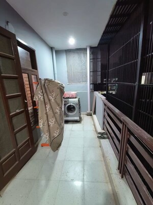Balcony in 3 BHK Builder Floor at Sector 52 – for Rent