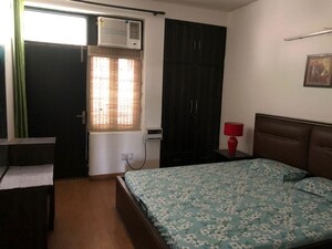 Master Bedroom in 3 BHK Builder Floor at Sector 52 – for Rent