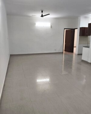 Room in 3 BHK Apartment at Jaipurias Sunrise Greens Zirakpur, Vip Road – for Rent
