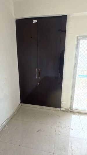 Furnished Amenities in 2 BHK Apartment at Shree Energy Classic Homes, Raj Nagar Extension – for Rent