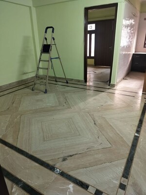 3 BHK Builder Floor For Rent in Sector 52