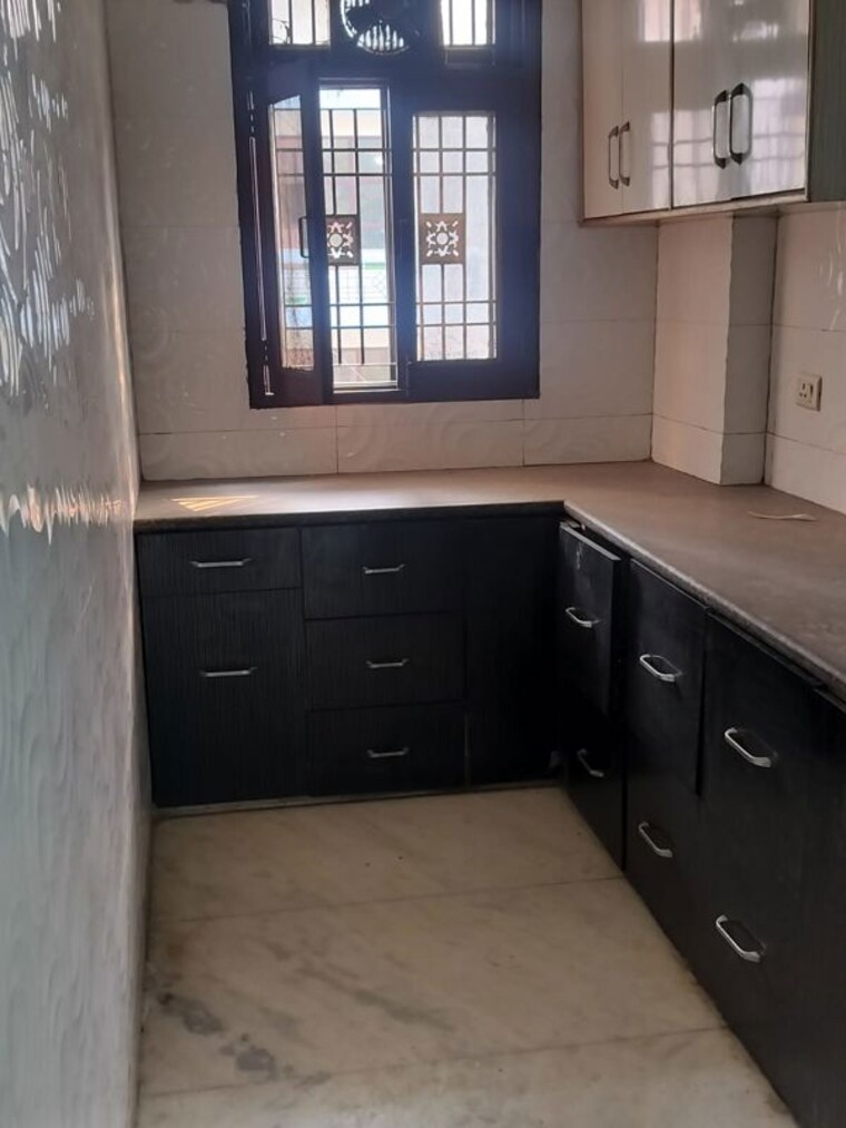 Kitchen, sector 52 3 Bedroom 1600 Sq.Ft. Builder Floor In Sector 52 Gurgaon 10698834