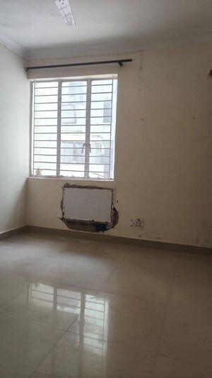 Room in 1 BHK Apartment at Vasant Kunj – for Rent