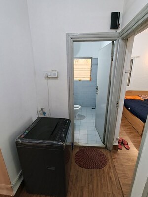 Furnished Amenities in 2 BHK Apartment at Blue Bells CHS, Koregaon Park – for Rent