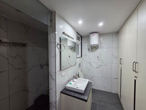 Bathroom in 1 BHK Builder Floor at Sector 23a – for Rent