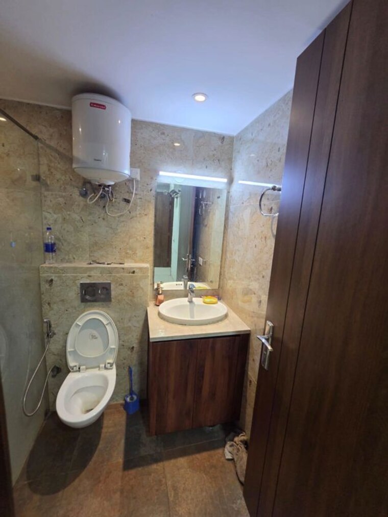 Bathroom, sector 23a 1 Bedroom 750 Sq.Ft. Builder Floor In Sector 23a Gurgaon 10698881