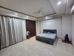 1 BHK Builder Floor For Rent in Sector 23a