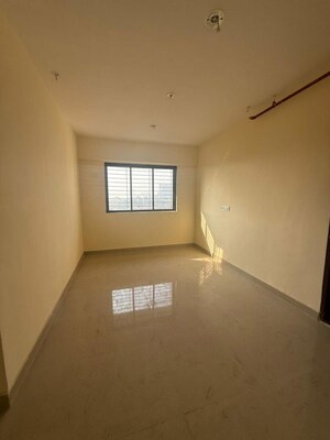 Room in 2 BHK Apartment at Dindoshi Mahad Complex, Goregaon East – for Rent