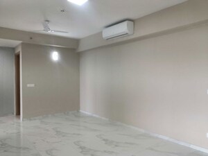 Room in 1 BHK Builder Floor at Sector 22 – for Rent