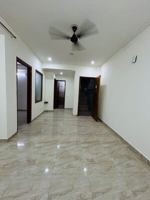 Building Lobby in 2 BHK Builder Floor at Sector 52 – for Rent