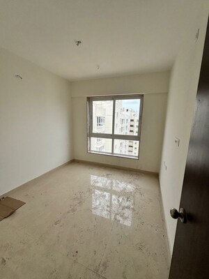 Room in 1 BHK Apartment at Hubtown Rising City, Ghatkopar East – for Rent