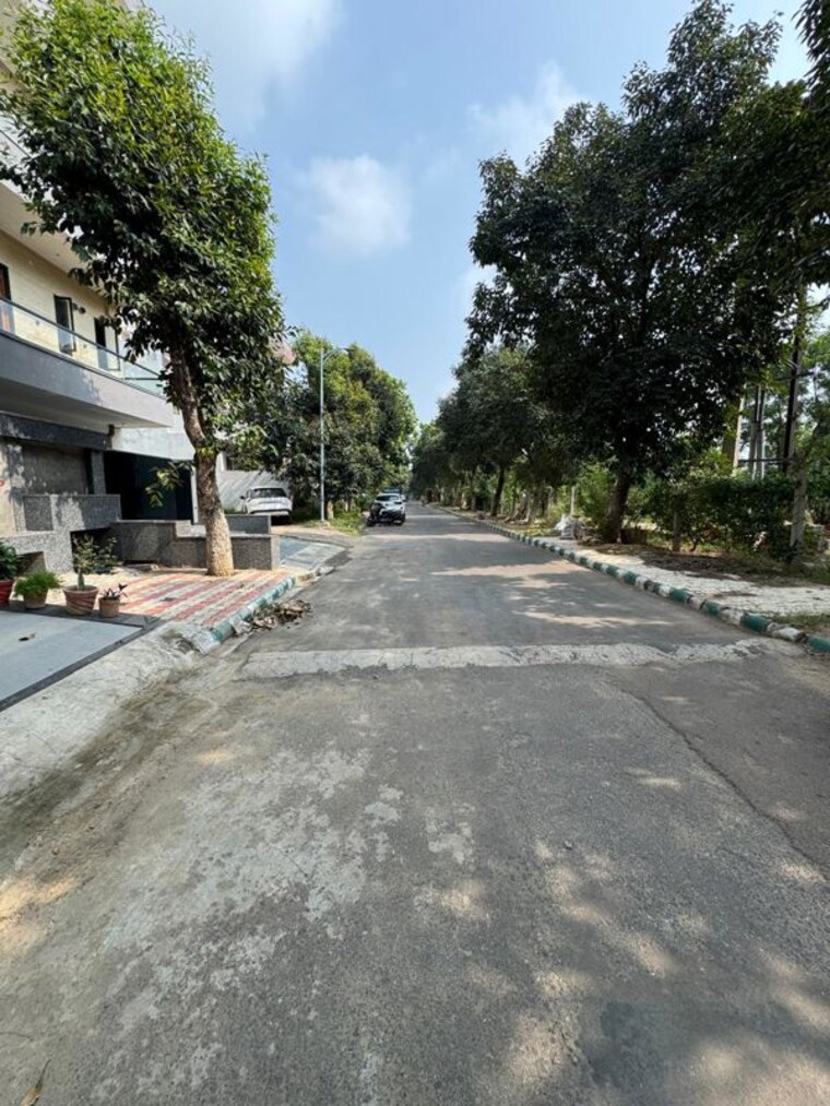 Exterior View, sector 36a 3 Bedroom 200 Sq.Yd. Builder Floor In Sector 36a Rohtak 10698938