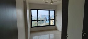 Room in 3 BHK Apartment at Hari Bhavan Apartment, Mulund West – for Rent