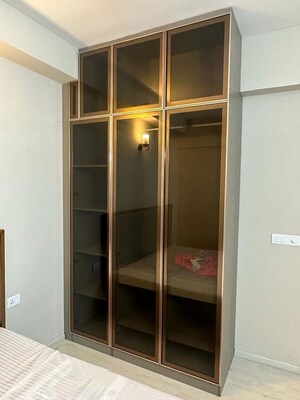Furnished Amenities in 1 BHK Builder Floor at Sector 21 – for Rent