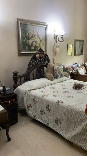 Bedroom in 4 BHK Penthouse at Golf Links – for Rent