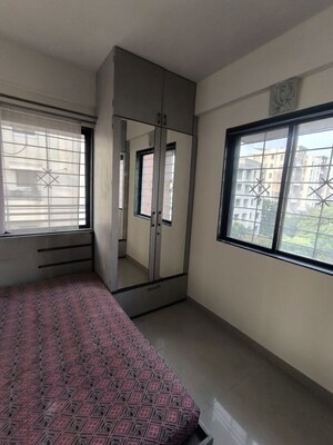 Room in 3 BHK Apartment at Shreyas Palladium Grand, Dhanori – for Rent