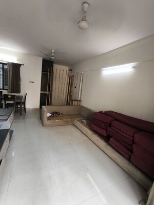 Room in 3 BHK Apartment at Shreyas Palladium Grand, Dhanori – for Rent