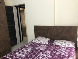 Bedroom in 2.5 BHK Apartment at Kaviraj Apartment, Kandivali West – for Sale
