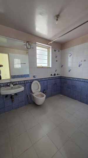 Bathroom in 4 BHK Apartment at Vascon Marigold, Kalyani Nagar – for Rent