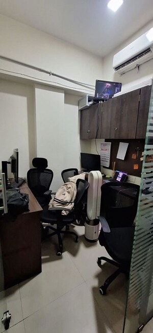  Office Space For Rent in Todi Industrial Estate, Lower Parel