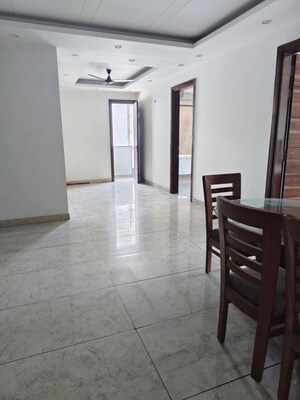  Office Space For Rent in Ganga Shopping Complex, Sector 29