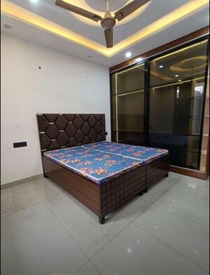 Bedroom in 3 BHK Apartment at Vip Road – for Rent
