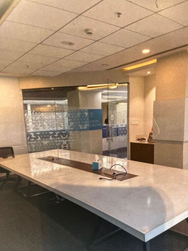 Team Area, lower parel Commercial Office Space 405 Sq.Ft. In Lower Parel Mumbai 10699091