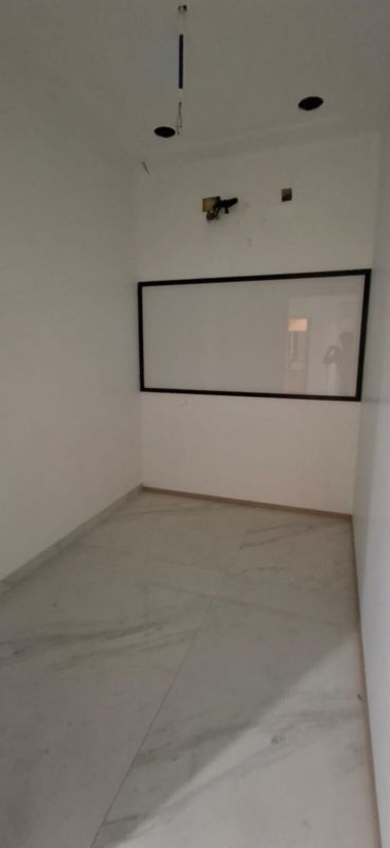 Room, navyug-niwas Commercial Office Space 800 Sq.Ft. In Grant Road Mumbai 10698697