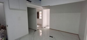 Room in  Office Space at Navyug Niwas, Grant Road – for Rent