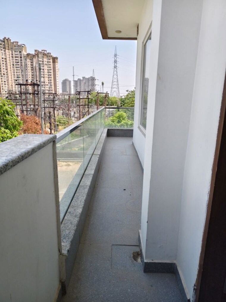 Balcony, habitat-44 3 Bedroom 450 Sq.Mt. Independent House In Sector 44 Noida 10699085