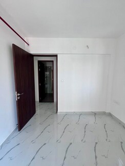2 BHK +Apartment For Sale in Raymond Ten X Habitat