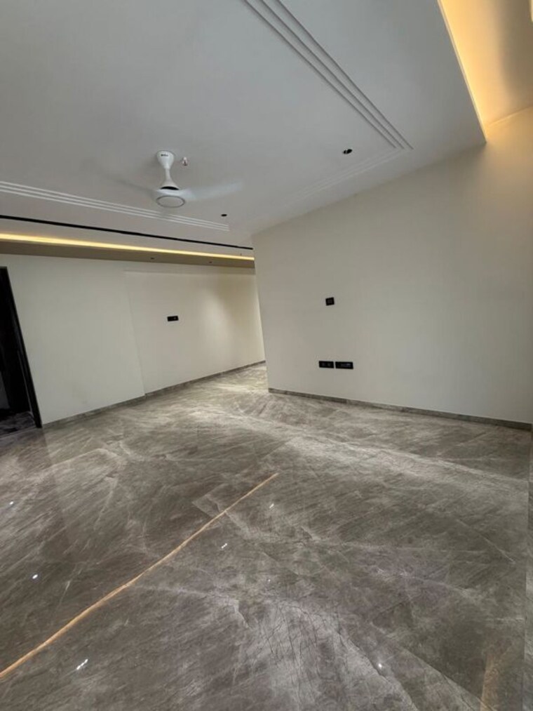 Room, juhu 3 Bedroom 1240 Sq.Ft. Apartment In Juhu Mumbai 10699100
