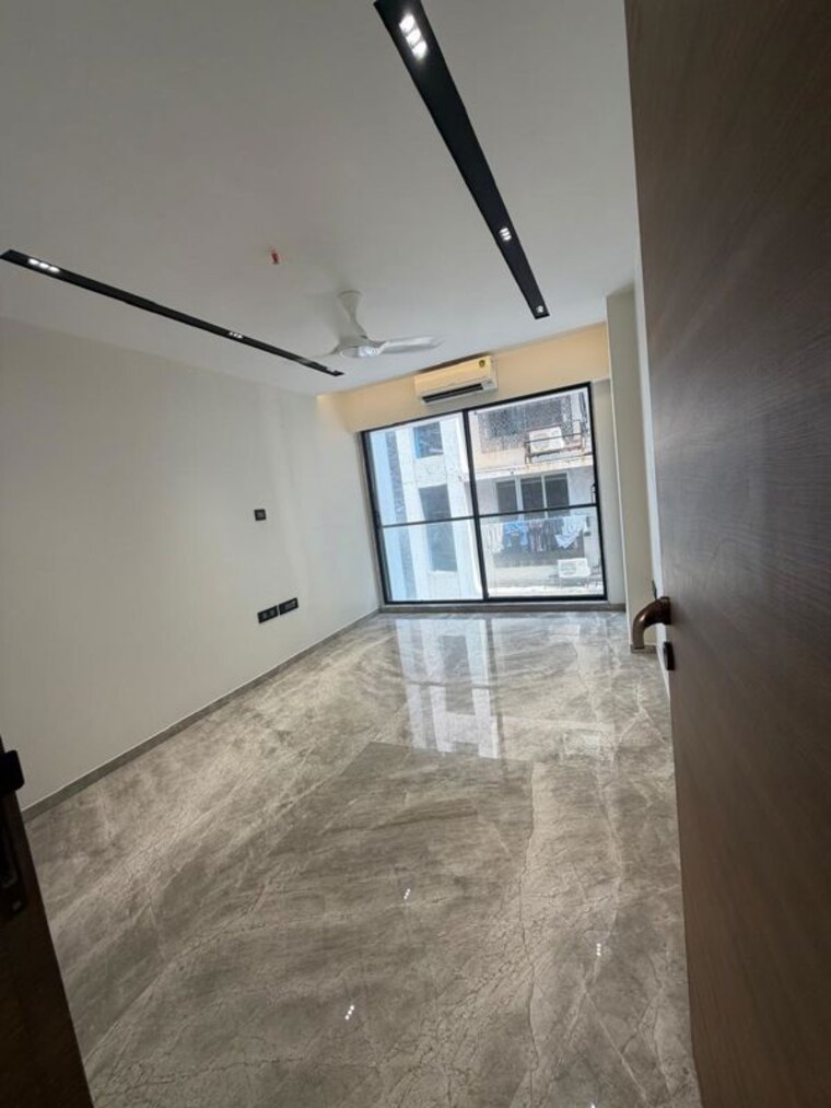 Room, juhu 3 Bedroom 1240 Sq.Ft. Apartment In Juhu Mumbai 10699100