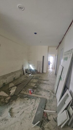  2 BHK Apartment at Conscient Habitat 102, Sector 102 – for Sale