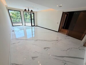 Room in 4 BHK Builder Floor at East Of Kailash – for Rent