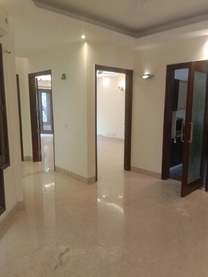 Room in 4 BHK Builder Floor at East Of Kailash – for Rent