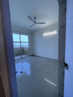 Furnished Amenities in 2 BHK Apartment at Pyramid Square 67A, Sector 67 – for Rent