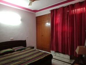 Bedroom in 2 BHK Builder Floor at Sector 26 – for Rent