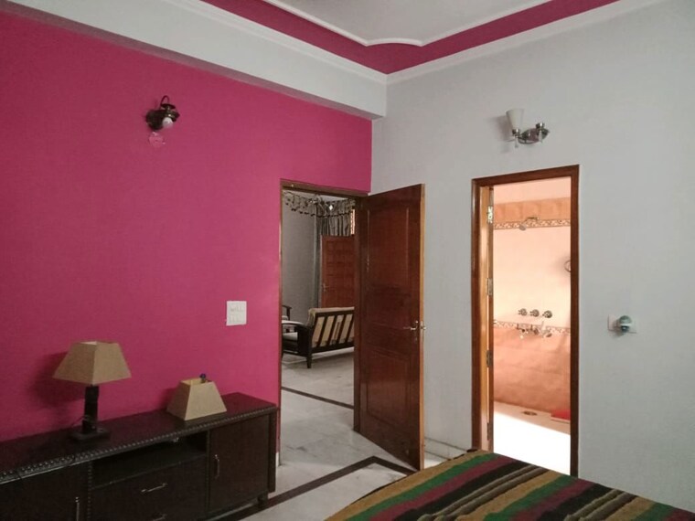 Bedroom, sector 26 2 Bedroom 162 Sq.Ft. Builder Floor In Sector 26 Noida 10699125