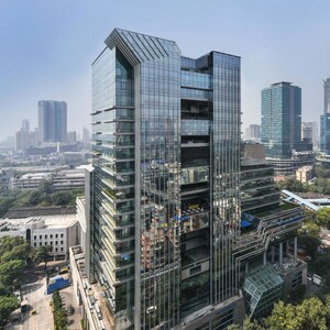 Office Space – Exterior View View at Marathon Futurex, Lower Parel - for Rent