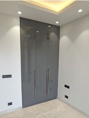 Bedroom in 3 BHK Apartment at Smart World Orchard, Sector 61 – for Rent